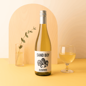 라이트바디 화이트 38,500원 Vivino 4.1  <샌드 보이 알바리뇨 2024 Sand Boy Albarino>